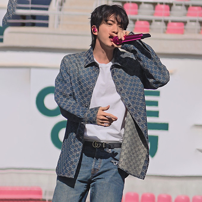 gucci gg allover printed washed jacquard denim shirt